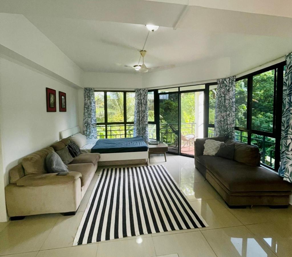 Kk Jungle Hideaway Lovely Apartment 5 Mins Walk To Town Kota Kinabalu Kültér fotó